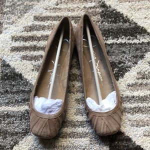 Jessica Simpson Taupe Suede Flat